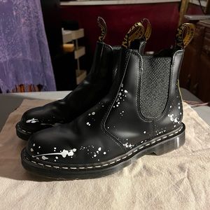 2976 NEIGHBORHOOD SMOOTH LEATHER CHELSEA BOOTS